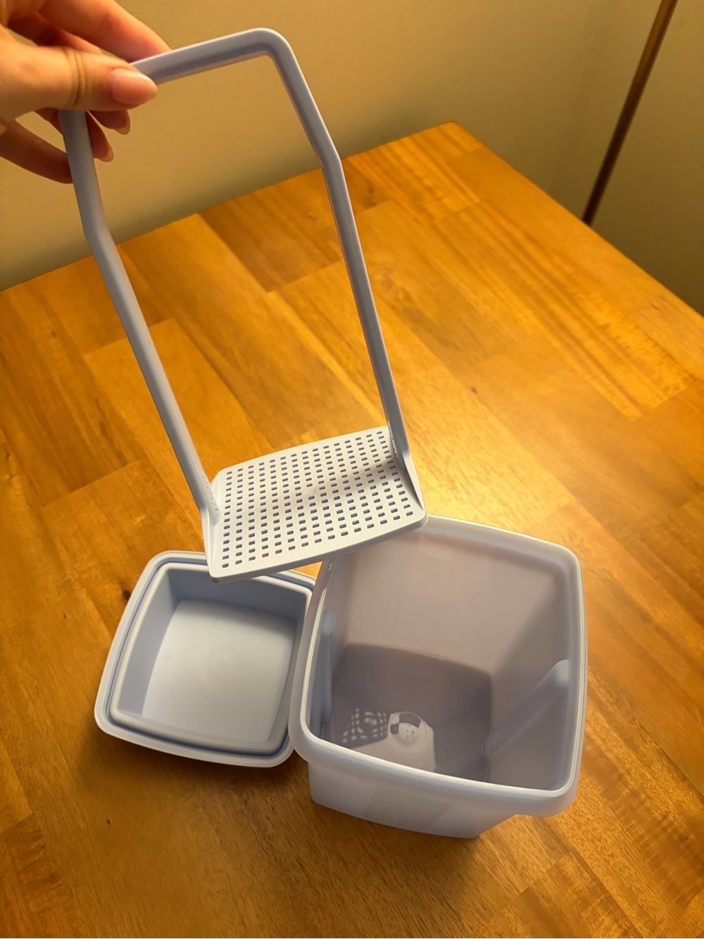 Tupperware Pickle Keeper - Like New - Picture 6 of 6